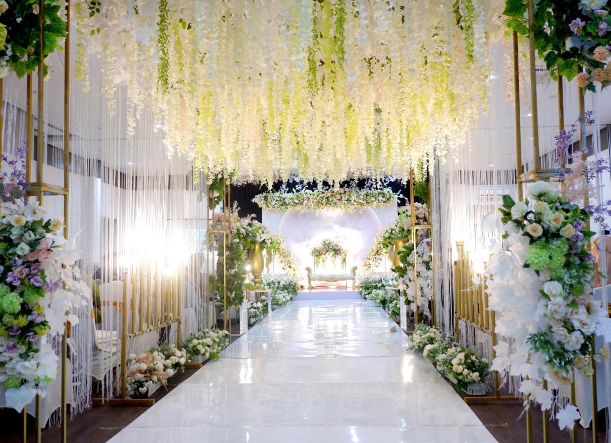 Manise Hotel Ambon Εξωτερικό φωτογραφία