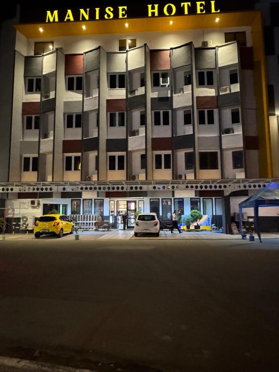 Manise Hotel Ambon Εξωτερικό φωτογραφία